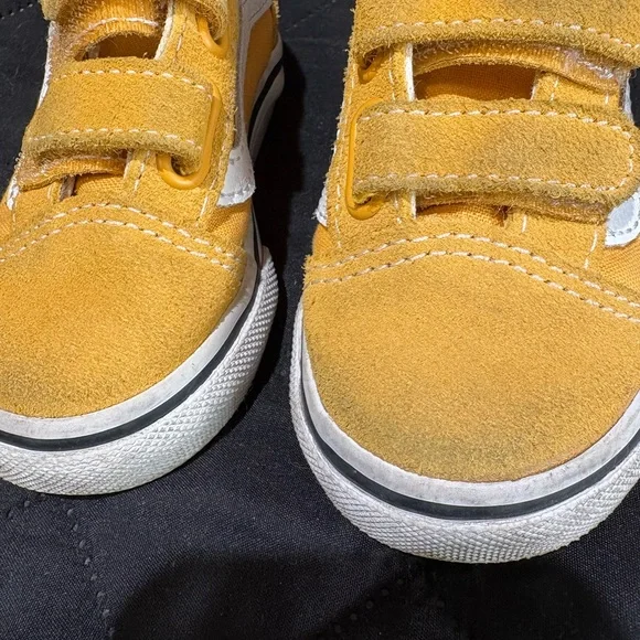 Vans Kids Yellow Velcro Canvas & Suede Sneakers - Picture 2 of 3